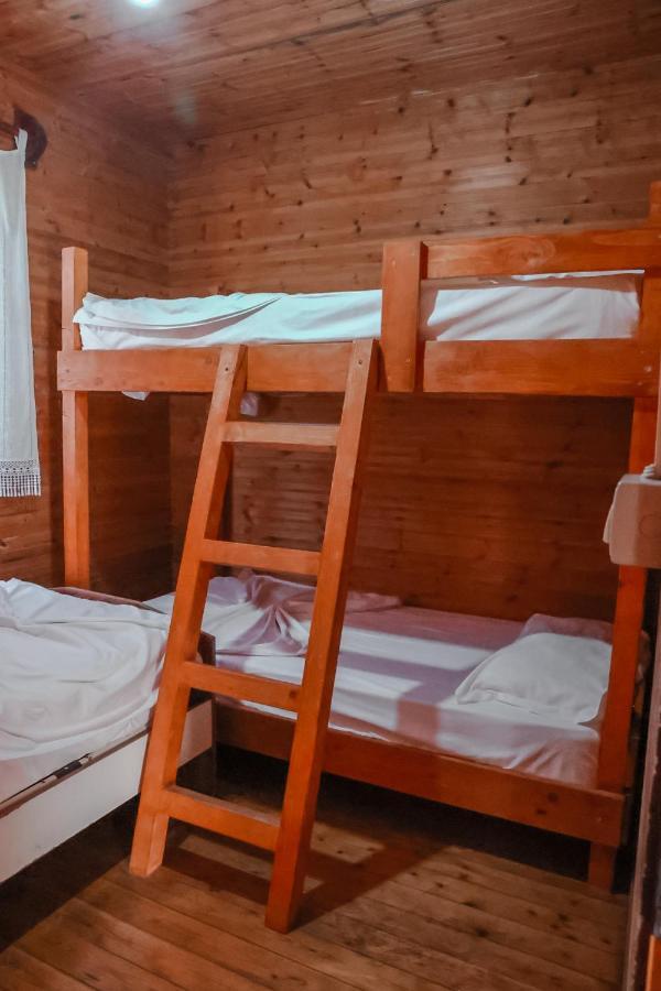 Plazhi Gjeneralit - Small Cabins - Bungalows - Apartaments - Villas - Suite カヴァヤ エクステリア 写真